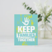 Carte Postale Garder les familles unies (Debout devant)