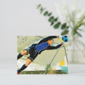 Carte Postale Gardien de but du football bloquant la boule (Debout devant)