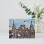 Carte Postale Gare centrale d'Amsterdam (Debout devant)