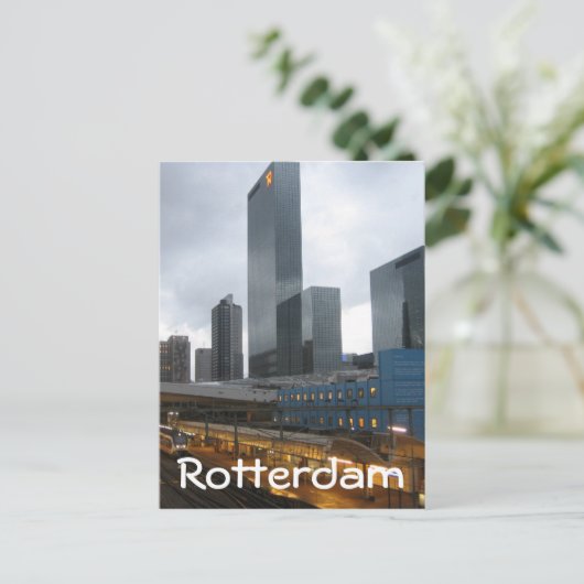 Carte Postale Gare centrale de Rotterdam (Debout devant)