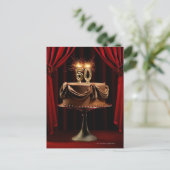 Carte Postale Gâteau BIrthday sur scène avec le nombre 50 bougie (Debout devant)