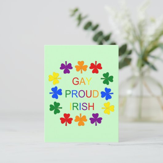 Carte Postale Gay Fier Irlandais LGBT Rainbow Shamrocks (Debout devant)