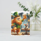 Carte Postale Ginger Cat et une souris avec la bière St Pats (Debout devant)
