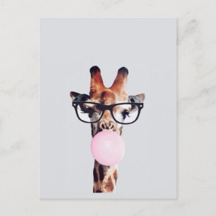 Carte Postale Girafe portant des lunettes soufflant un bubble gu