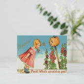 Carte Postale Girl Garden Jack-o'-lantern Citrouille (Debout devant)