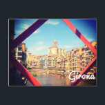 Carte postale Girona<br><div class="desc">Vue sur la cathédrale de Gérone et les célèbres maisons sur la rivière Onyar depuis le pont Eiffell</div>