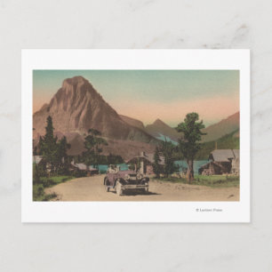 Carte Postale Glacier, MT - Vue de deux chalets et du mont Rockw