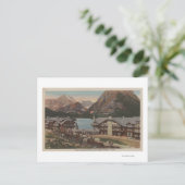 Carte Postale Glacier National Park, MT - Hôtel de Glacier (Debout devant)