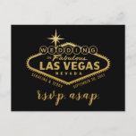 Carte postale Gold Las Vegas Sign Wedding RSVP Res<br><div class="desc">Le célèbre panneau Welcome to Las Vegas (modifié pour lire le Mariage à Las Vegas) en fausse feuille d'or sur un arrière - plan noir de couleur modifiable. Le design typographique unique sur le dos est entièrement personnalisable. Les cartes postales RSVP n'ont pas besoin d'une enveloppe pour les envoyer par...</div>