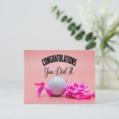 Carte Postale Golf Félicitations vous avez réussi golfeuse rose (Debout devant)