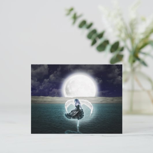 carte postale goth moon angel (Debout devant)