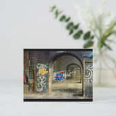 Carte Postale Graffiti de Manchester (Debout devant)