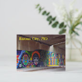 Carte Postale Graffiti en latin (Debout devant)