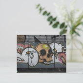 Carte Postale Graffiti Skull (Debout devant)