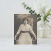 Carte Postale Grande Duchesse Marie Pavlovna de Russie #040 (Debout devant)