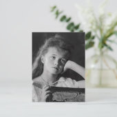 Carte Postale Grande-Duchesse Olga de Russie fille du tsar Roman (Debout devant)