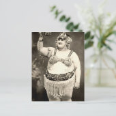 Carte Postale Grande et belle (Debout devant)