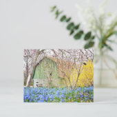 Carte Postale Grange d'automne avec champ de fleurs bleues (Debout devant)