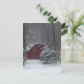 Carte Postale Grange rouge dans la neige (Debout devant)