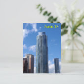 Carte Postale Gratte ciel bleu (Debout devant)