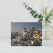 Carte Postale Grèce et l'île grecque de Santorin ville d'Oia (Debout devant)