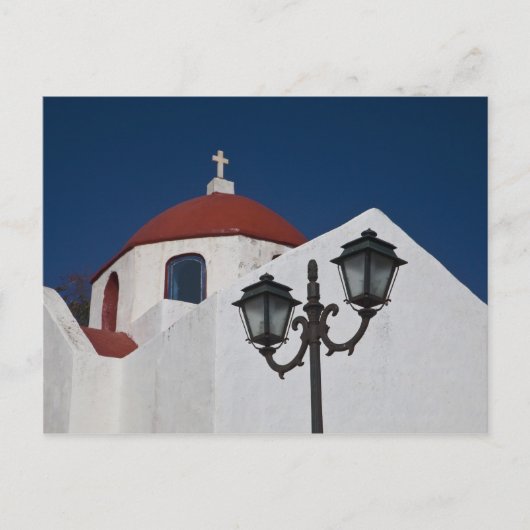 Carte Postale Grèce, Mykonos, Chapelle à dôme rouge et (Devant)
