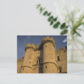 Carte Postale Grèce, Rhodes Town. Vue sur le Palais de (Debout devant)