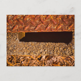 Carte Postale Grille métallique rouillée Texture industrielle de