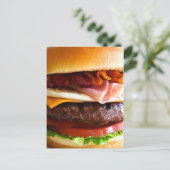 Carte Postale Gros hamburger drôle (Debout devant)