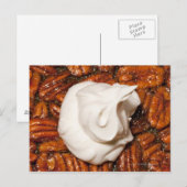 Carte Postale gros plan de la tarte au pacan avec crème fouettée (Devant / Derrière)