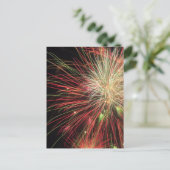 Carte Postale Gros plan des feux d'artifice (Debout devant)