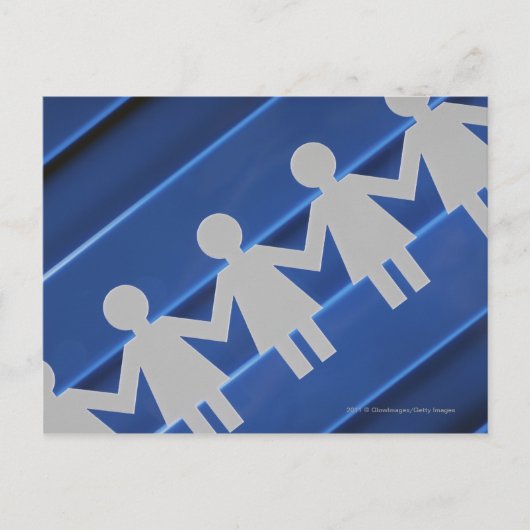 Carte Postale Gros plan des poupées de la chaîne de papier (Devant)