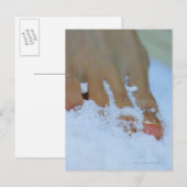 Carte Postale Gros plan du pied d'une femme dans le sel (Devant / Derrière)
