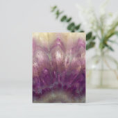 Carte Postale Gros plan d'une améthyste violette (Debout devant)