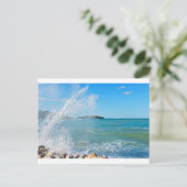 Carte Postale Grosse vague sur la mer bleue (Debout devant)