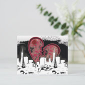 Carte postale grunge d'une ville brisée (Debout devant)