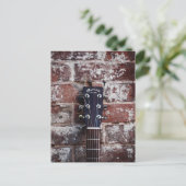 Carte Postale Guitare (Debout devant)