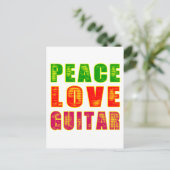 Carte Postale Guitare Peace Love (Debout devant)