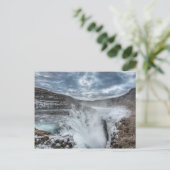 Carte Postale Gullfoss Waterfall, Iceland (Debout devant)
