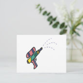 Carte Postale Gun d'eau (Debout devant)