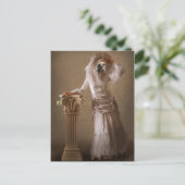 Carte postale habillée (Debout devant)