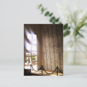 Carte postale "Hallow Walls" (Debout devant)