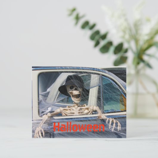 Carte Postale Halloween (Debout devant)