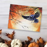 Carte Postale Halloween Goth Raven Crow Lune scène<br><div class="desc">Cette conception a été créée par art numérique. Elle peut être personnalisée en cliquant sur le bouton personnaliser et en modifiant la couleur, en ajoutant un nom, des initiales ou vos mots préférés. Contactez-moi à l'adresse colorflowcreations@gmail.com si vous souhaitez que ce design soit disponible sur un autre produit. Voir d'autres...</div>