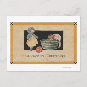 Carte Postale Halloween SalutationBobbing pour les pommes