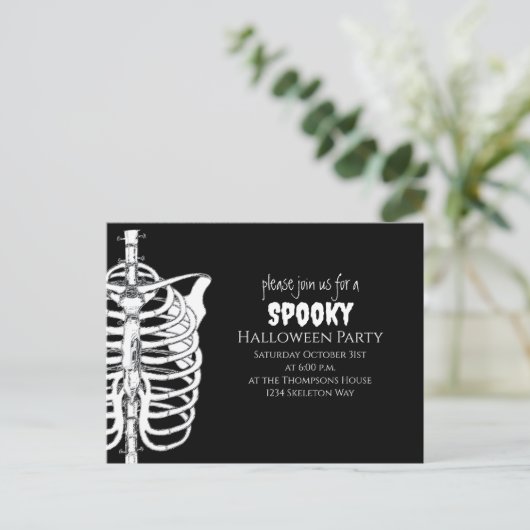 Carte Postale Halloween squelette Éffrayant effrayant code QR (Debout devant)