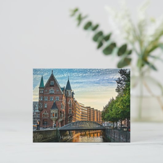 Carte Postale Hambourg Speicherstadt (Debout devant)
