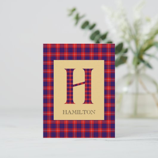 Carte Postale Hamilton Tartan Monogramme H (Debout devant)