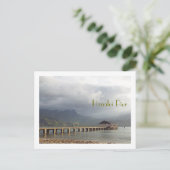 carte postale, "HANALEI PIER AVEC NUAGES SURPOIDS" (Debout devant)