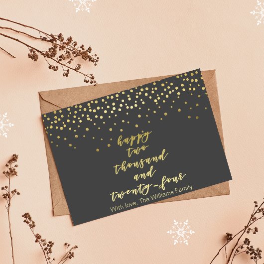 Carte Postale Happy 2024 - Gold Script & Confetti - Nouvel An